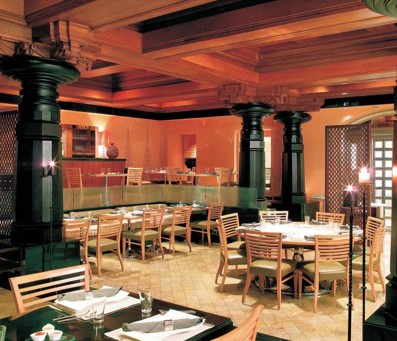 Strand Hotel, Colaba Мумбаи Ресторан фото