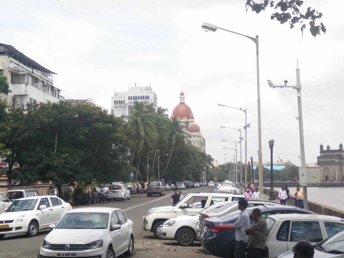 Strand Hotel, Colaba Мумбаи Экстерьер фото